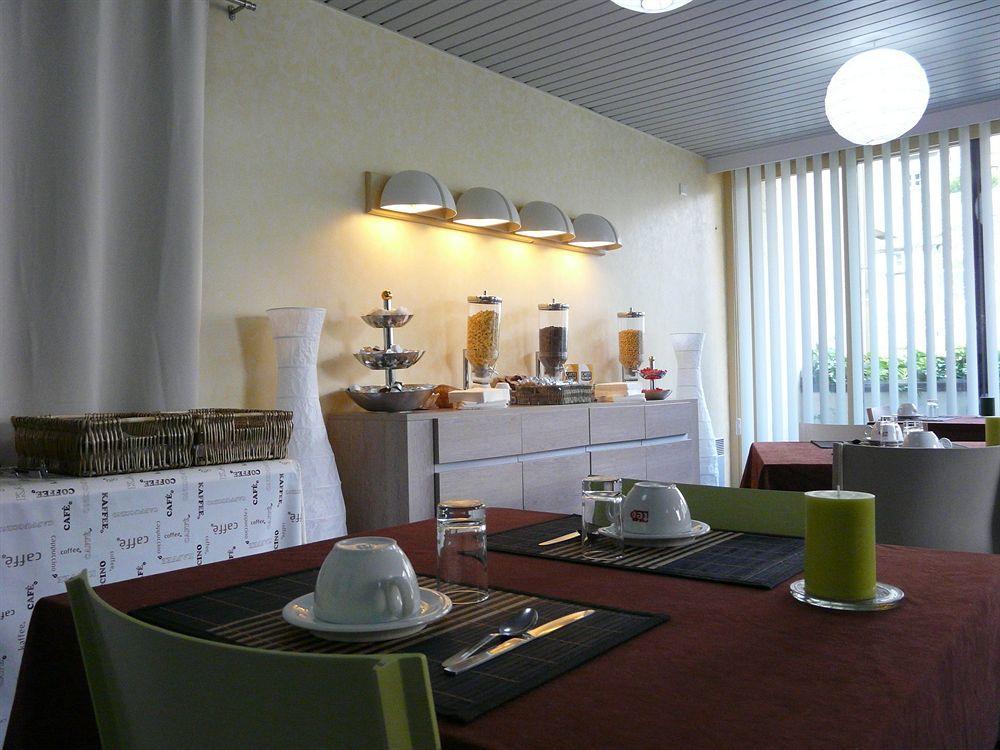 Brit Hotel Du Ban Chaudes-Aigues Exterior foto