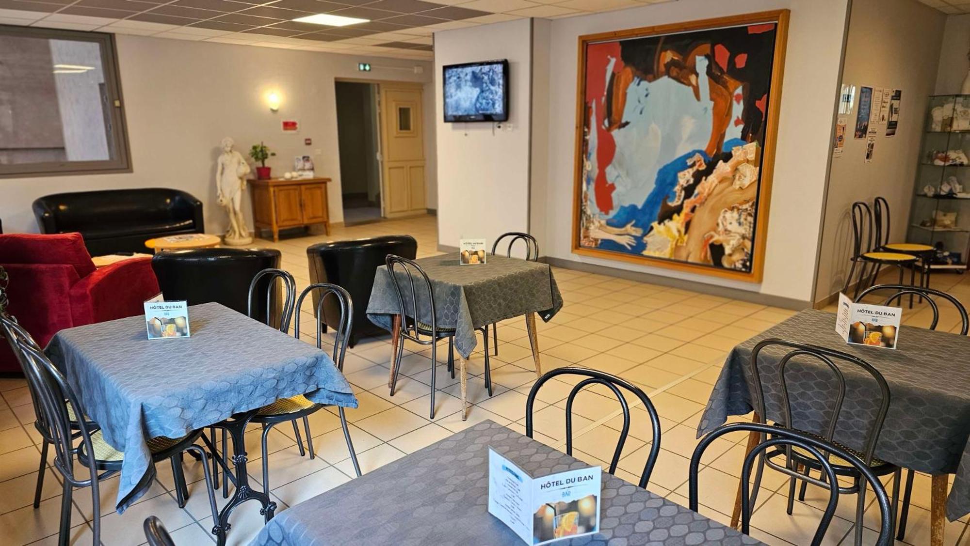 Brit Hotel Du Ban Chaudes-Aigues Exterior foto